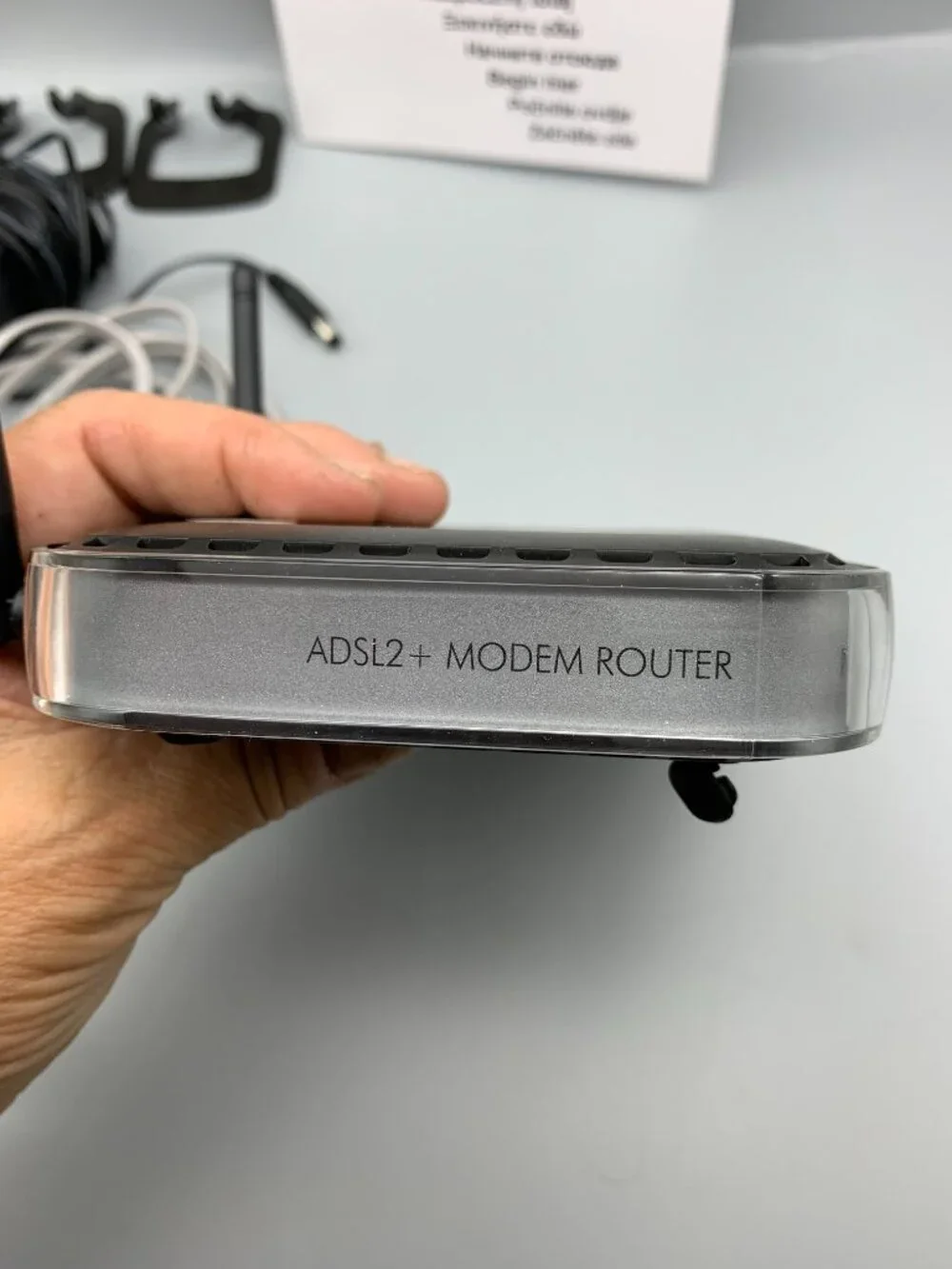 NEW in BOX Neatgear Wireless N300 Router with DSL Modem